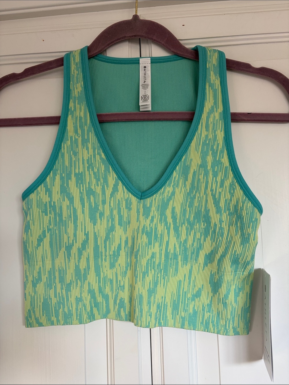 NWT Athleta Teal & Lime Aurora Crop Tank